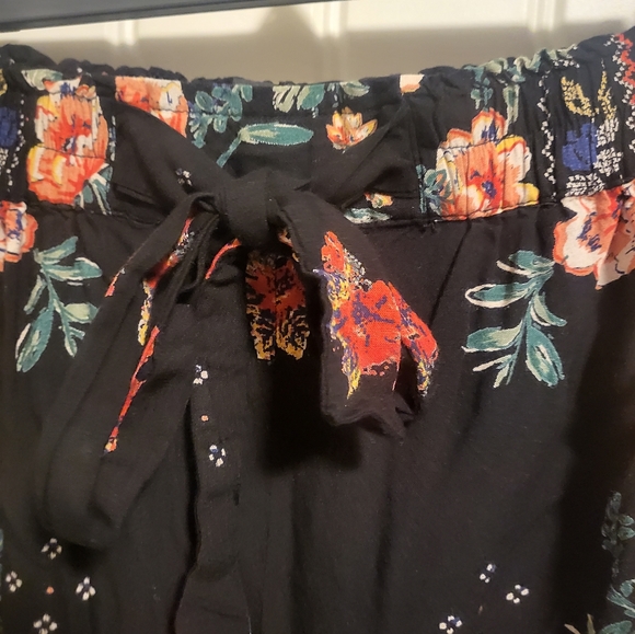 Angie, L, red black - Picture 5 of 7